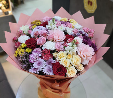 Premium Multi-Color Flower Bouquet – Same Day Delivery UAE