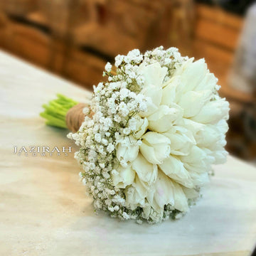 Elegant Fresh White Tulip Bridal Bouquet with Baby’s Breath – Hand-tied Wedding Flowers