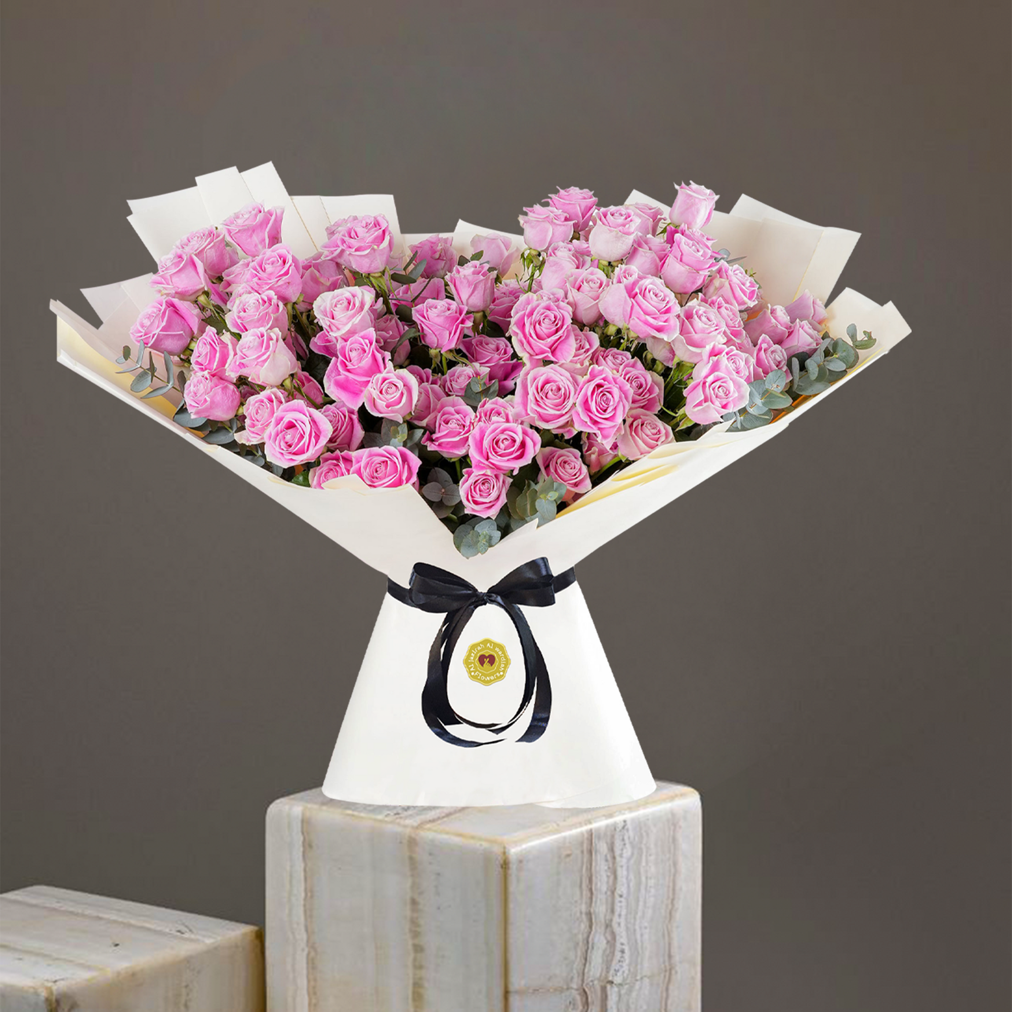 roses bouquet, flower for perfect gift, Luxury roses bouquet, big size bouquet, wrapping a bouquet