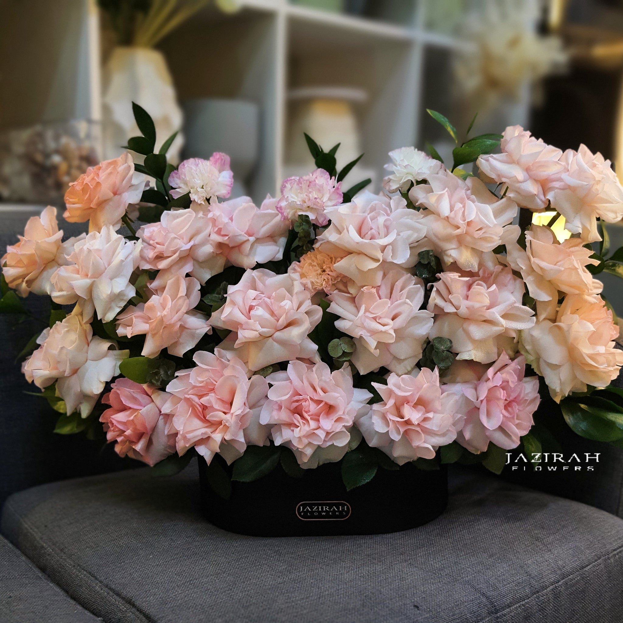 Elegant Pink Roses in Black Leather Box – Luxury Fresh Flowers Gift