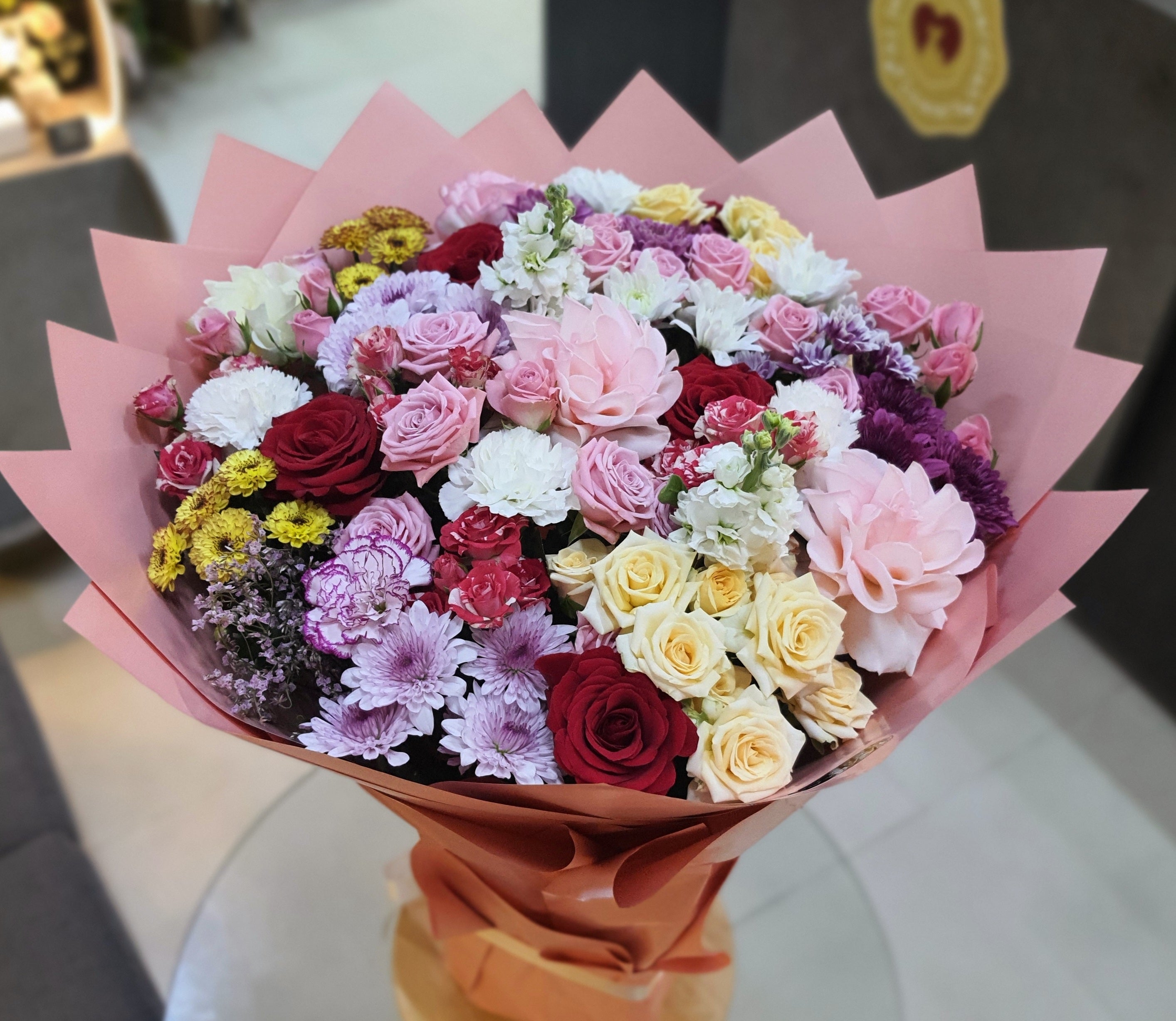 Premium Multi-Color Flower Bouquet – Same Day Delivery UAE