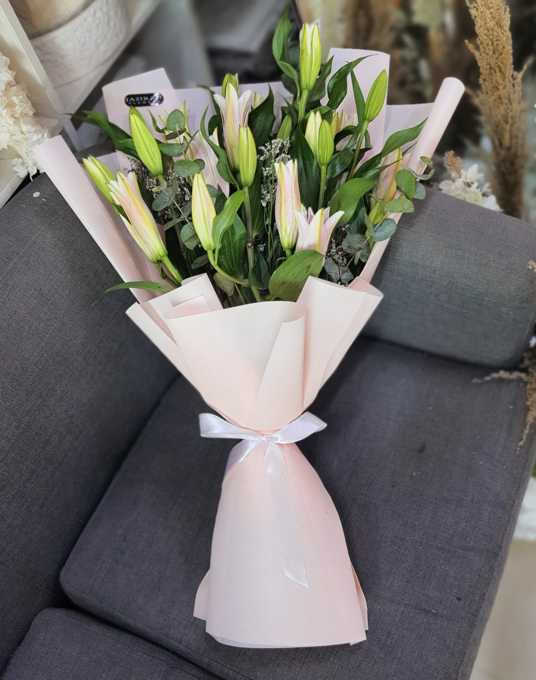 Fresh Pink Lily Bouquet – Elegant Hand-Tied Flowers | Jazirah Flowers UAE