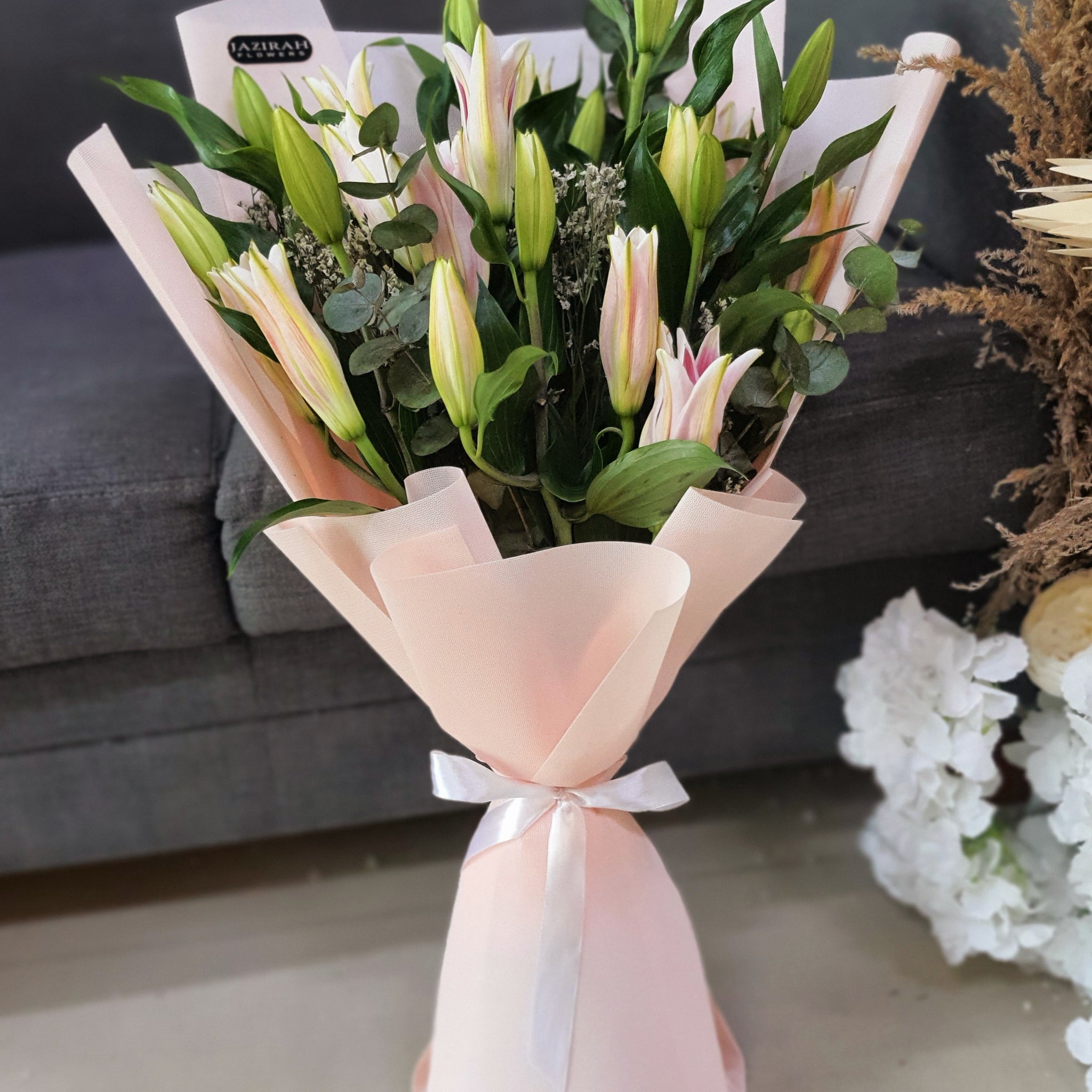 Fresh Pink Lily Bouquet – Elegant Hand-Tied Flowers | Jazirah Flowers UAE