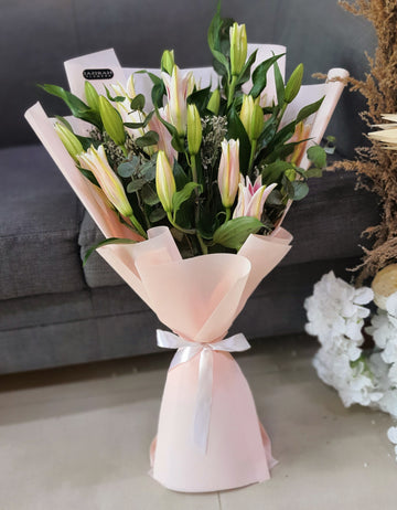 Fresh Pink Lily Bouquet – Elegant Hand-Tied Flowers | Jazirah Flowers UAE