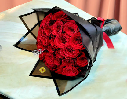 red roses bouquet UAE