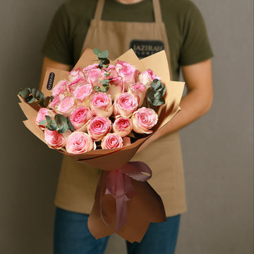 Pink Rose Bouquet – 25 Fresh Roses with Eucalyptus for Special Occasions
