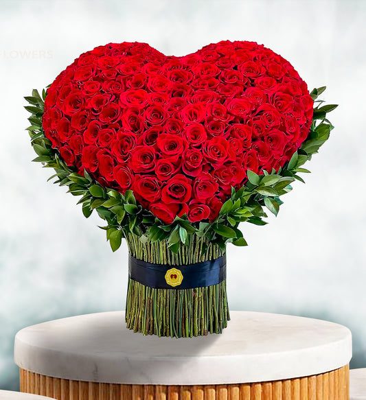 Red Roses Heart Shape Flower Bouquet