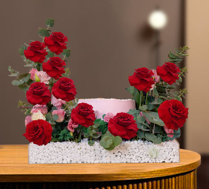 Fresh flower with cake in a tray. red roses arrangement