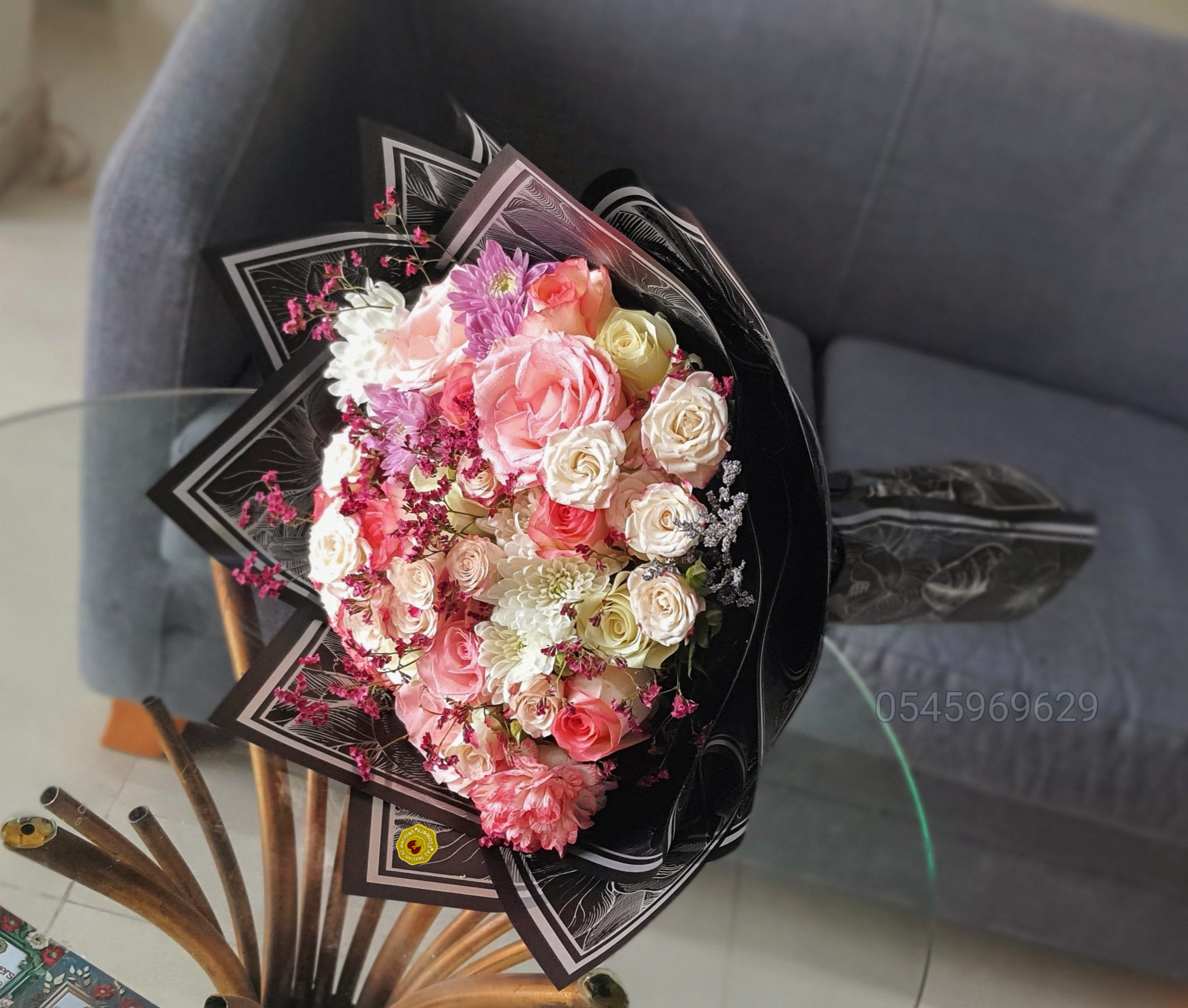 Elegant Pink & White Flowers Bouquet with Black Wrapping – Luxury Floral Gift