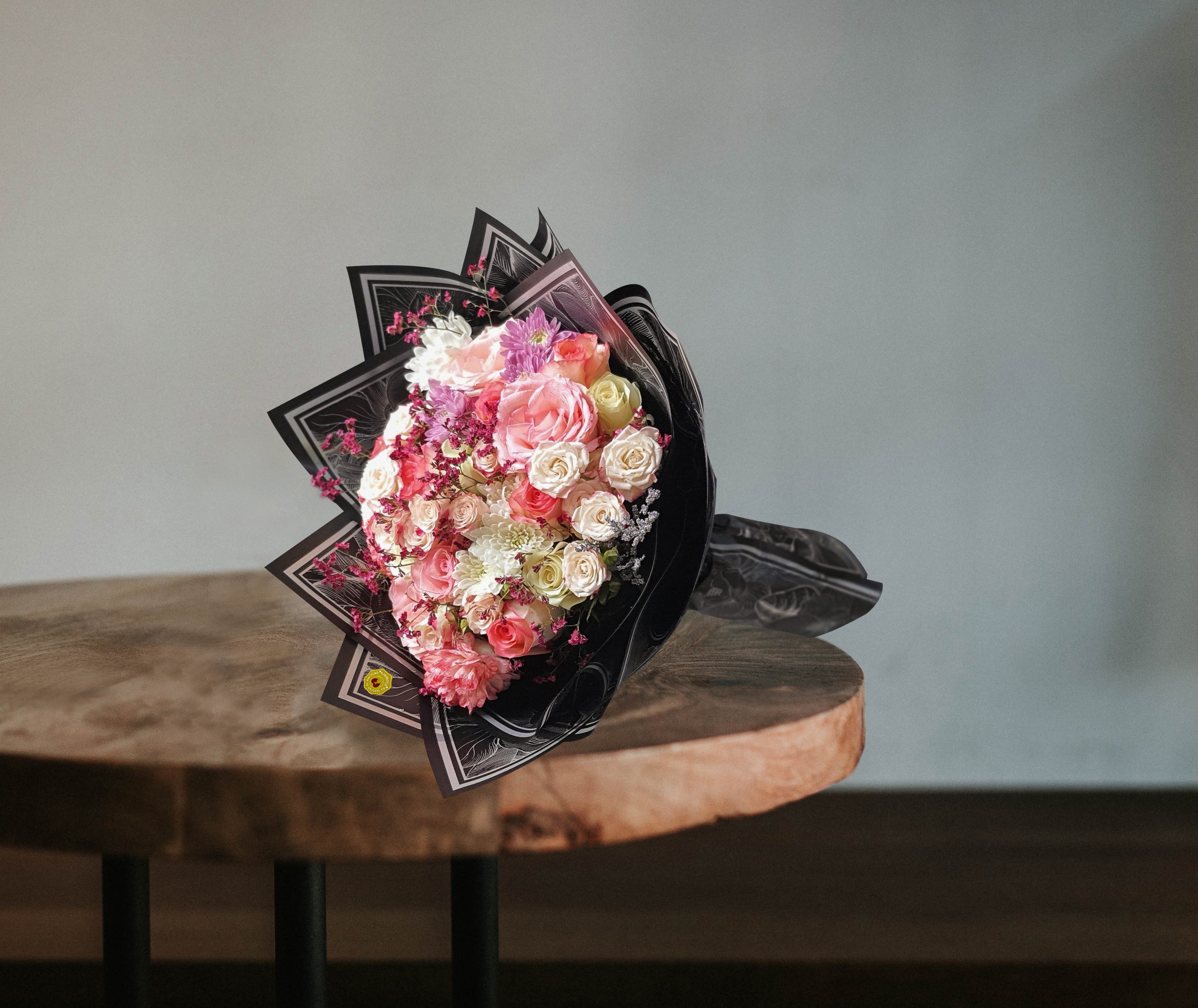 Elegant Pink & White Flowers Bouquet with Black Wrapping – Luxury Floral Gift