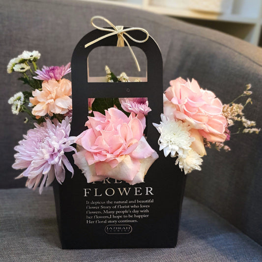 Elegant Pink & Peach Fresh Flower Bag – Handcrafted Floral Arrangement