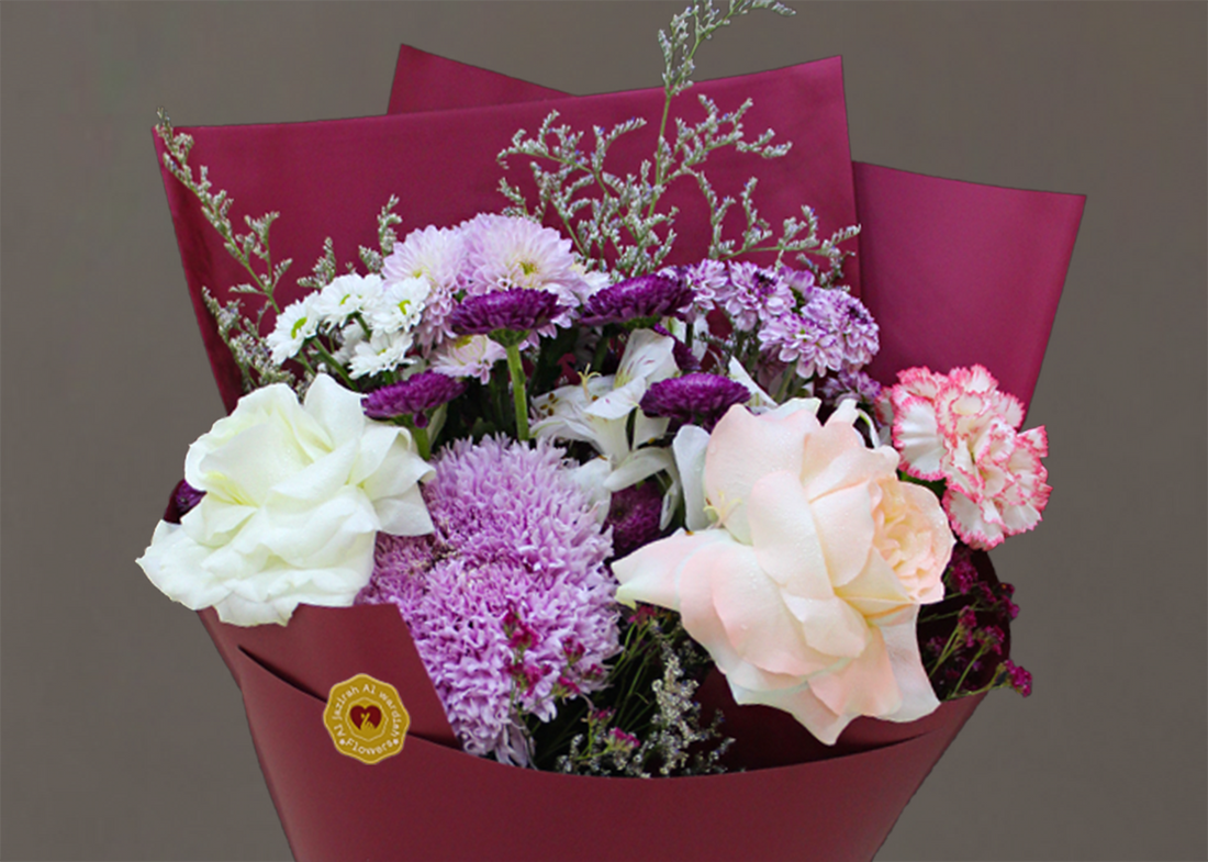 mixed flowers bouquet, Fresh flower, Flower arrangement and wrapping