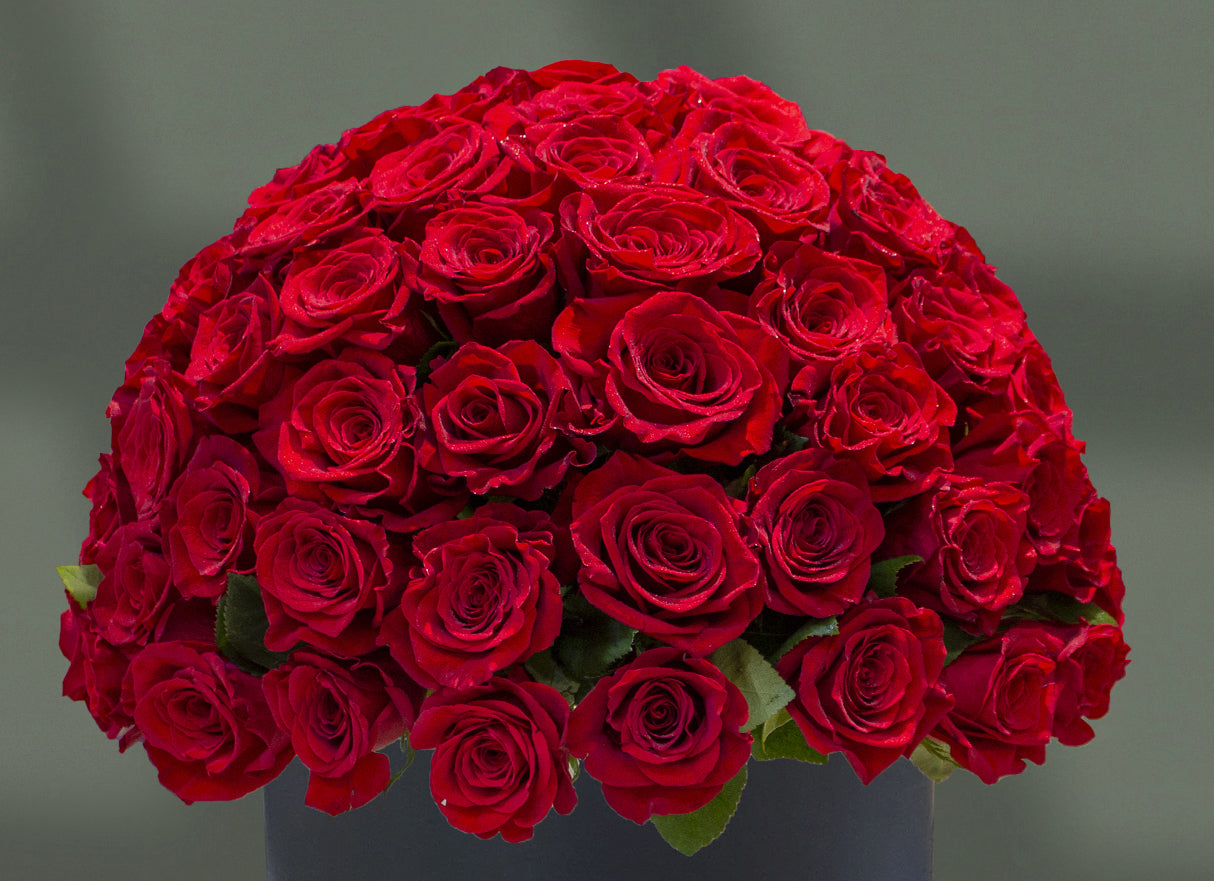 Red Roses Box with Chocolate