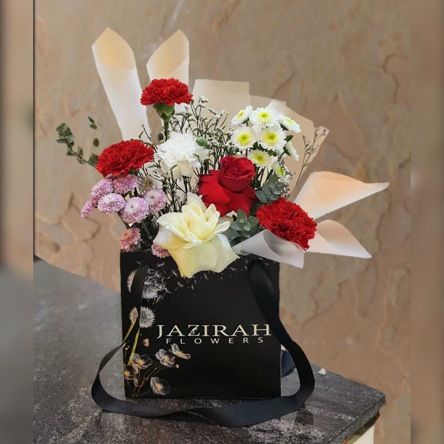 Medium Size Flower Bag – Red & White / Purple & White – Jazirah Flower