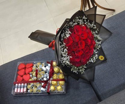 Luxury 30 Red Roses Bouquet with Premium Chocolate Box – Perfect Romantic Gift